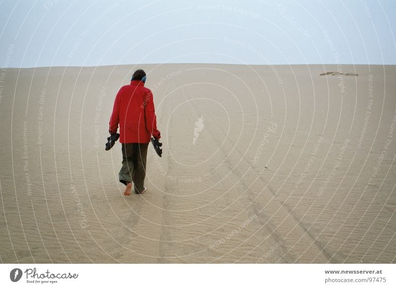 Desert Rain Barfuß Libyen Einsamkeit Reifenspuren Spuren Afrika Wüste Regen Sand Wege & Pfade Ziel