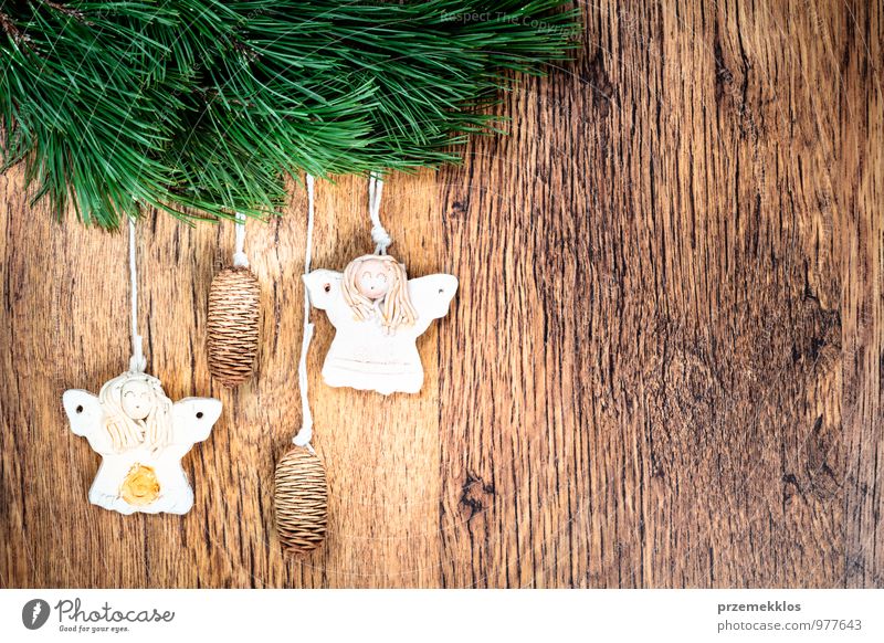 Weihnachtsdekoration Dekoration & Verzierung Holz Ornament Engel authentisch einzigartig natürlich grün Tradition Textfreiraum Dezember horizontal