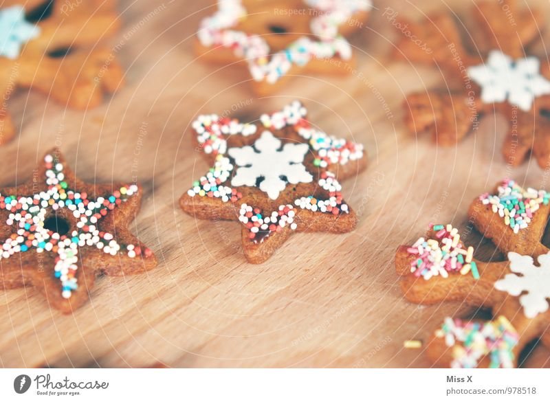 Plätzchen Lebensmittel Teigwaren Backwaren Süßwaren Ernährung Weihnachten & Advent lecker süß Weihnachtsgebäck Stern (Symbol) Schneeflocke Zucker Zuckerstreusel