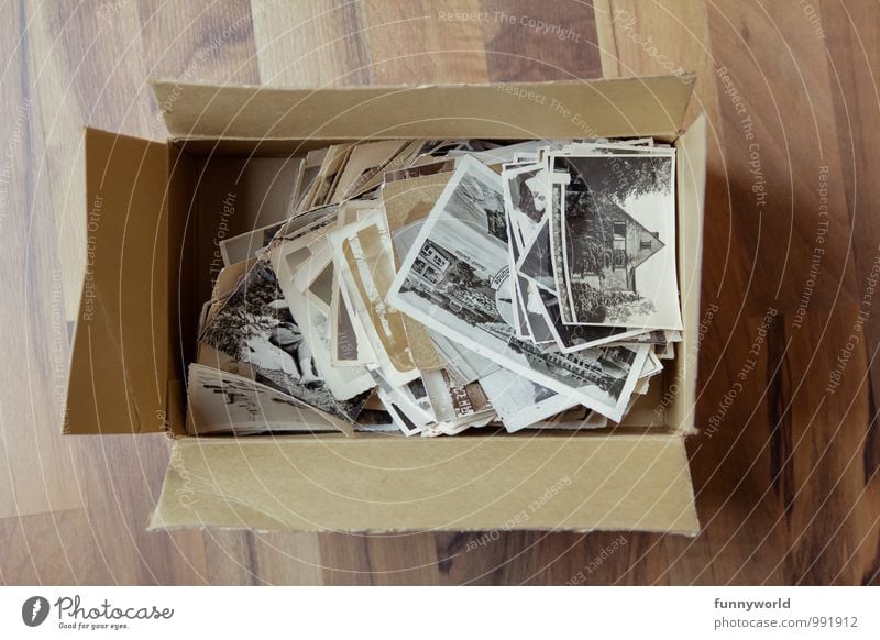 ausgekramt Verpackung Kasten Kitsch Krimskrams Souvenir Sammlung Sammlerstück Fotografie alt Papier Karton früher retro altehrwürdig Familie & Verwandtschaft