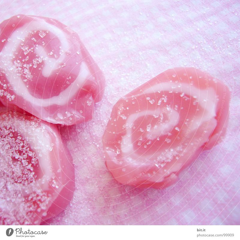 ZUCKERSCHLECKEN Zucker Bonbon rosa Schnecke rund Spirale süß Süßwaren Sommer Zahnschmerzen Zahnarzt Bakterien kleben Küche Proviant lecker kariert Lebensmittel